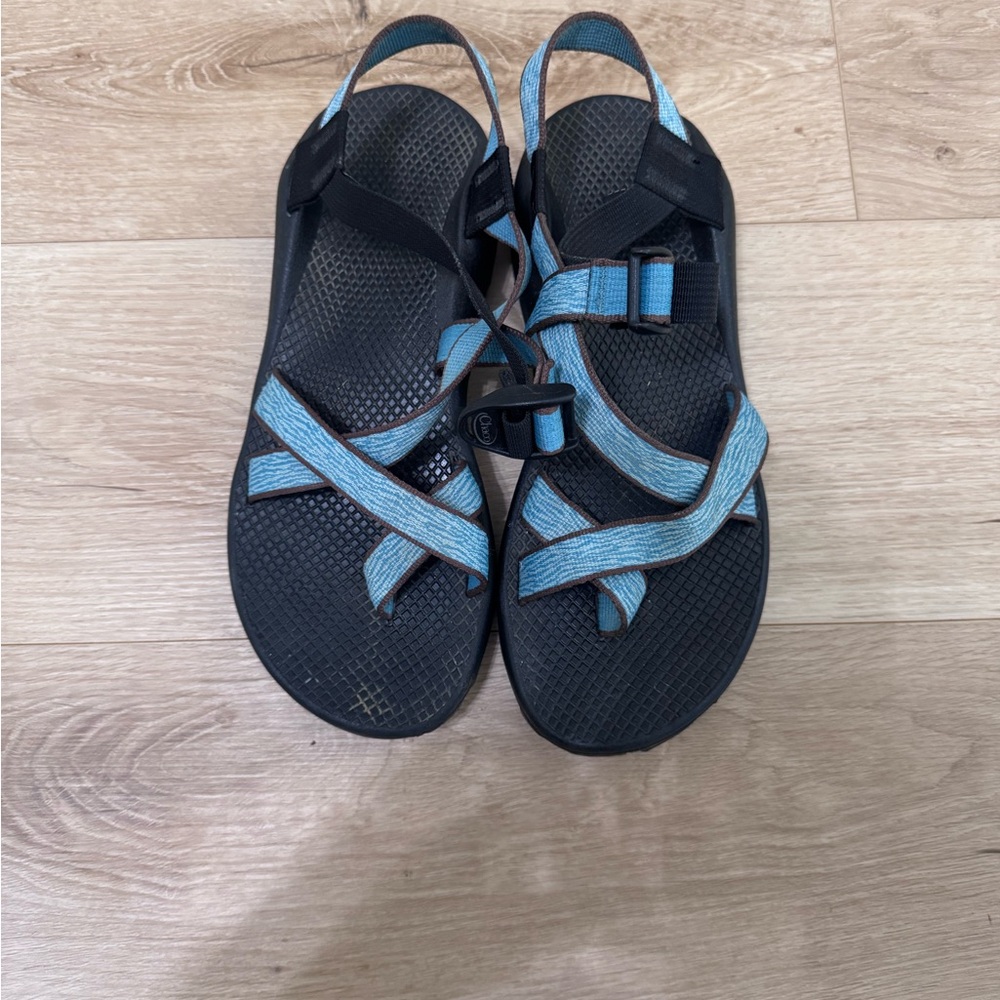 10W blue strap Chaco’s